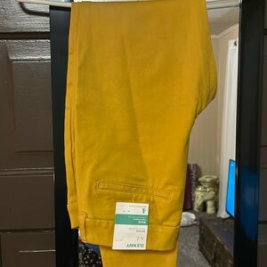 NWT by Old Navy; 4 regular